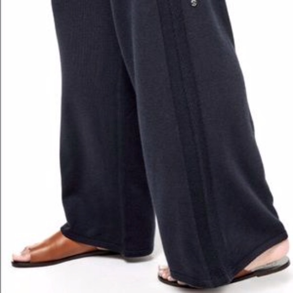 Lululemon In the Comfort Zone Cashmere Blend Lounge Pant - Picture 3 of 6